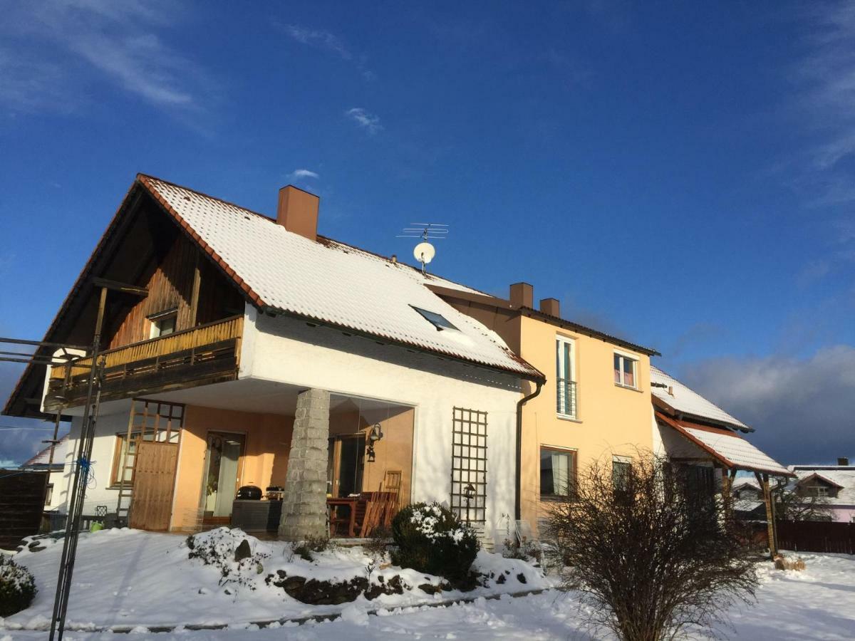 Grosszuegig Und Komfortabel:Ferienwohnung Im Bayerischen Wald! Wiesenfelden Exterior photo